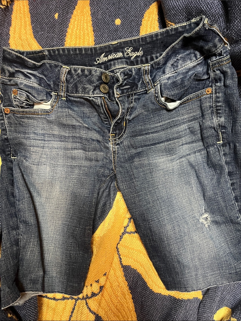 2011 American Eagle Outfitters Medium Dark Blue Boyfriend Jeans shorts 8